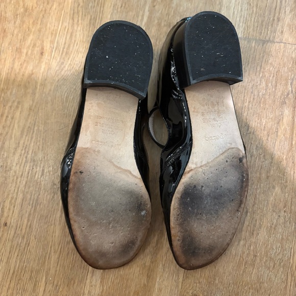 Repetto Black Patent T-strap Leather Flats - Picture 2 of 5